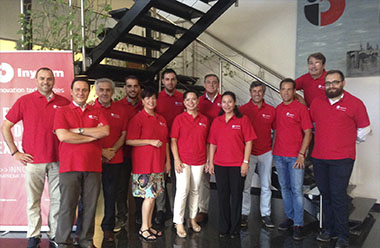 El equipo de Laboratorio y Diagnóstico sigue formándose